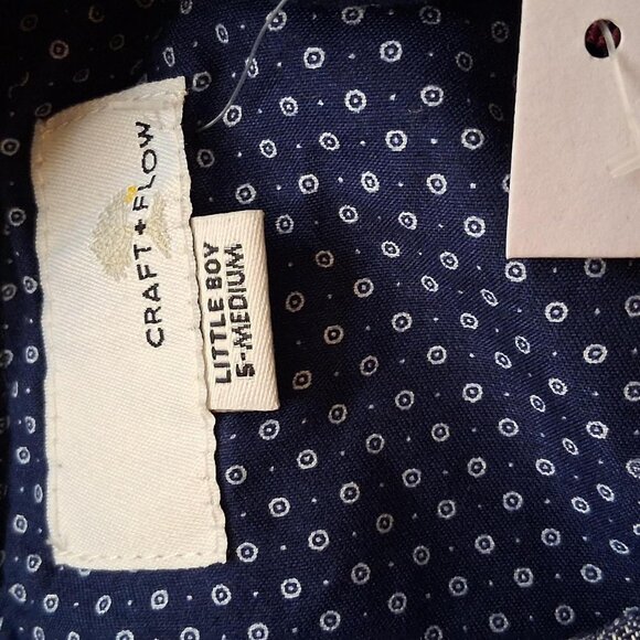 Craft & Flow boys size 5/med blue and white anchor patterned button up shirt - Picture 7 of 7